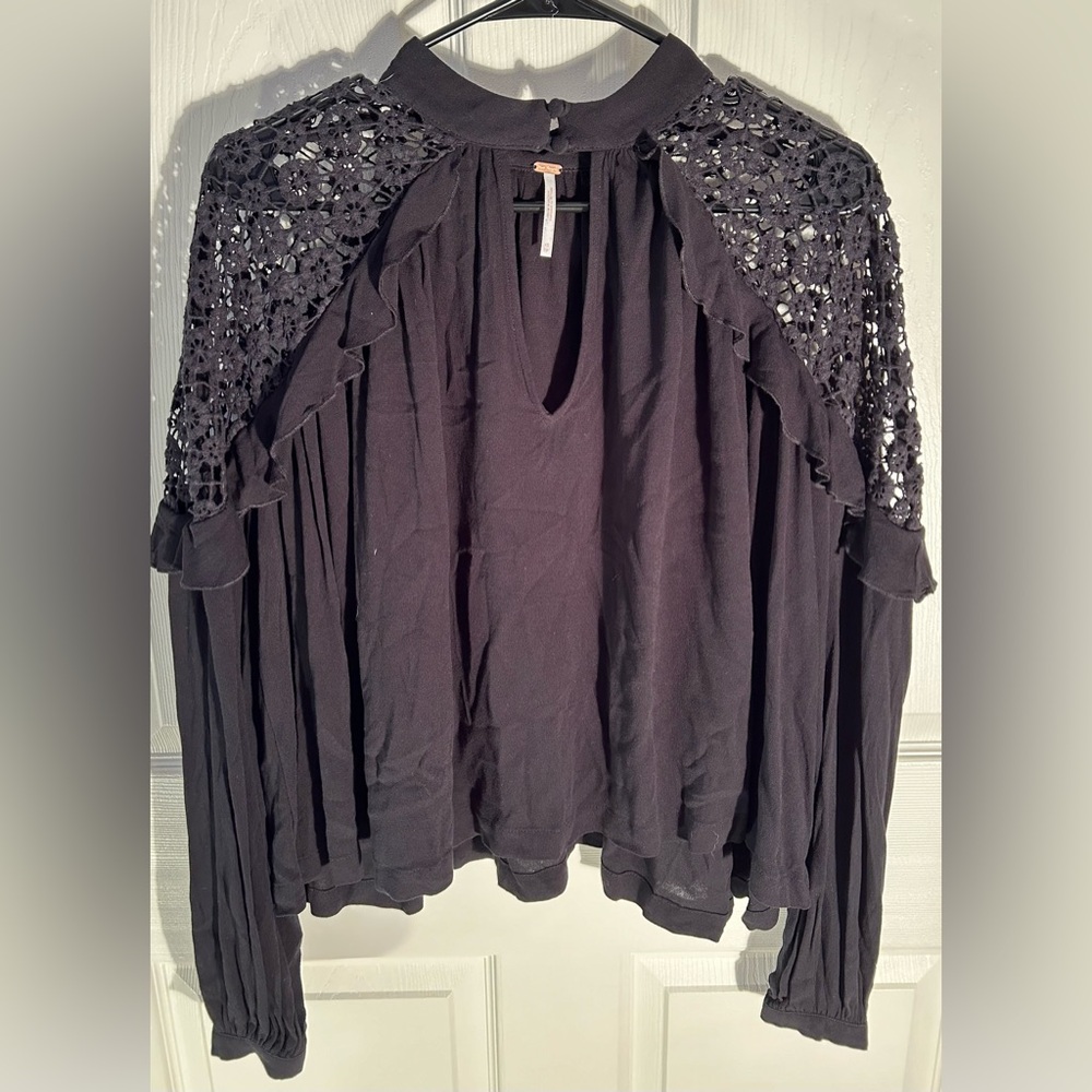 Free People Women’s Crochet Trim V-Neck Blouse Black Size XS